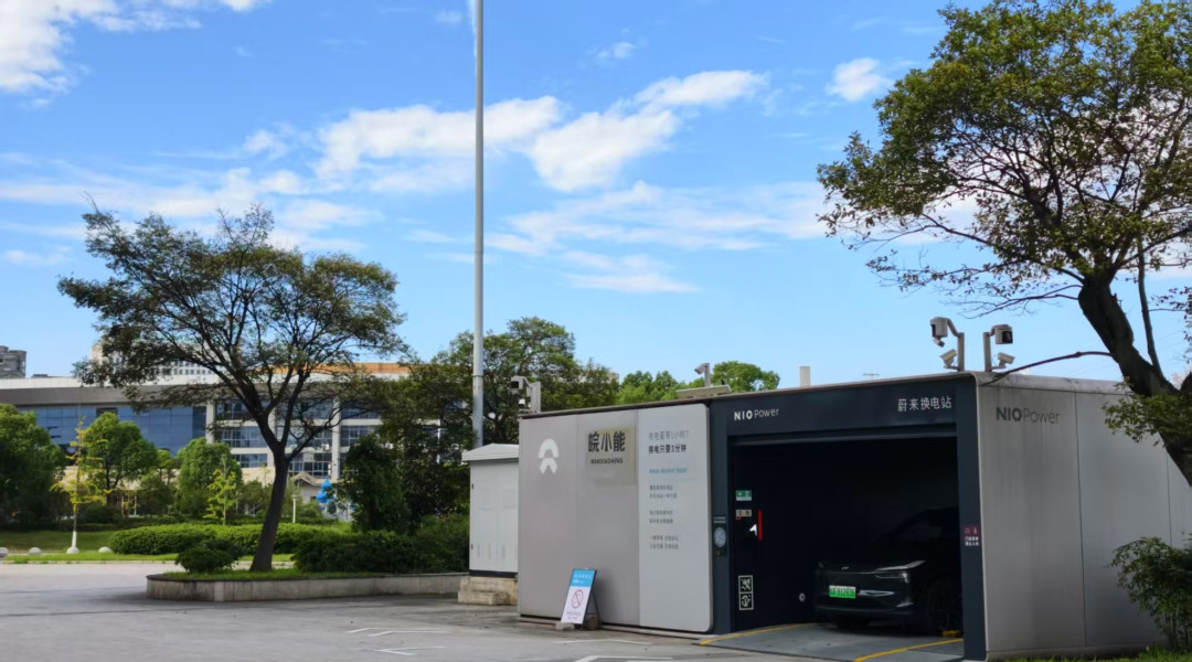 一个月三大换电联盟，华为宁德时代都下场了：下一辆电车，要不要押注“换电”？