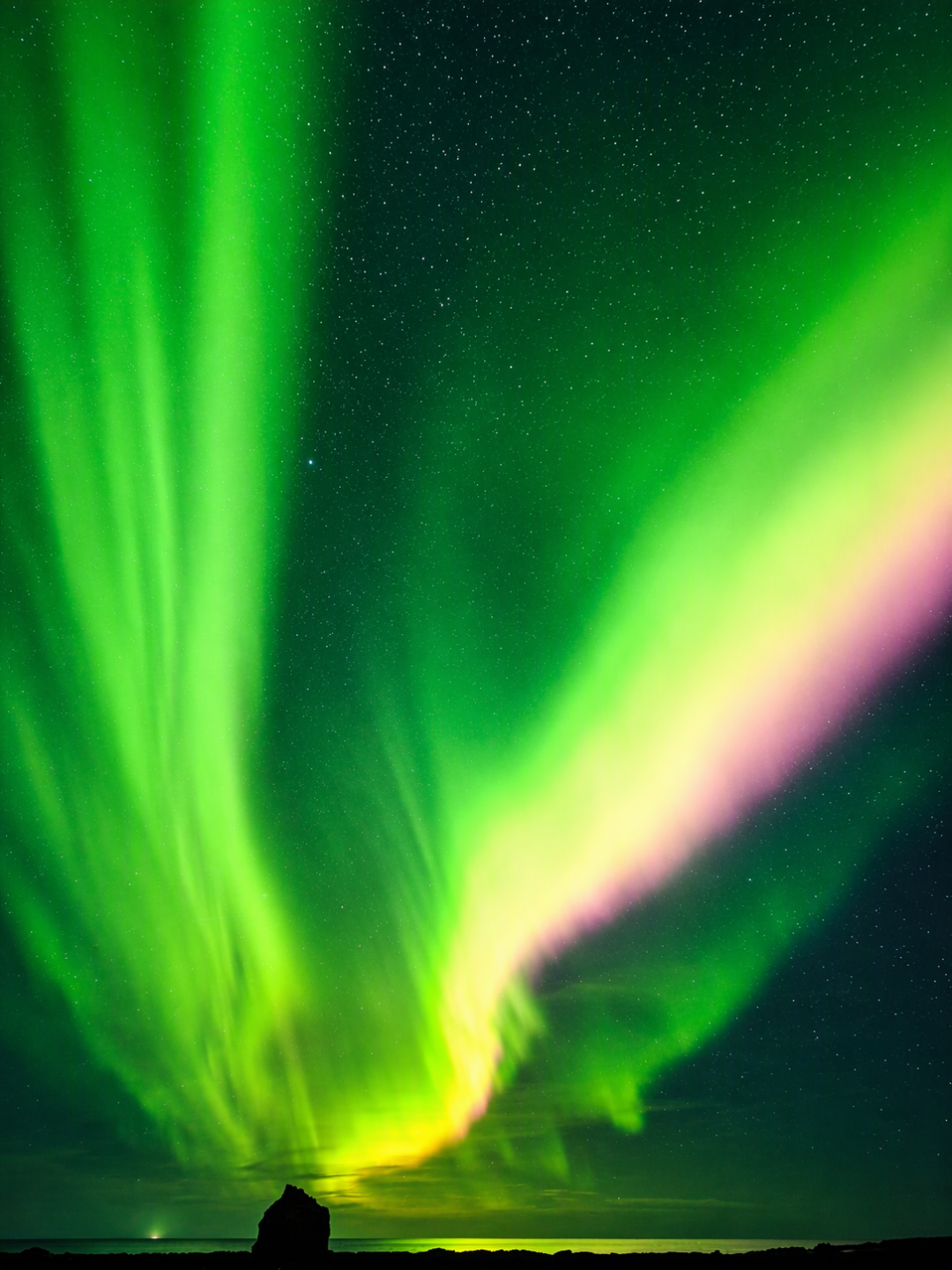 花1万去冰岛值不值？这条3.1万人点赞的争议，账我算完了