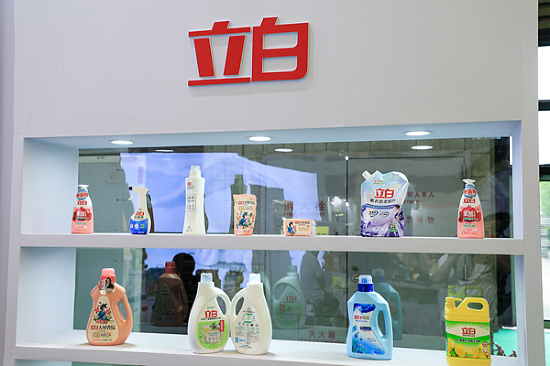 双11囤日用品，阳台先替你摊了牌：那6桶洗衣液，底层早分层了