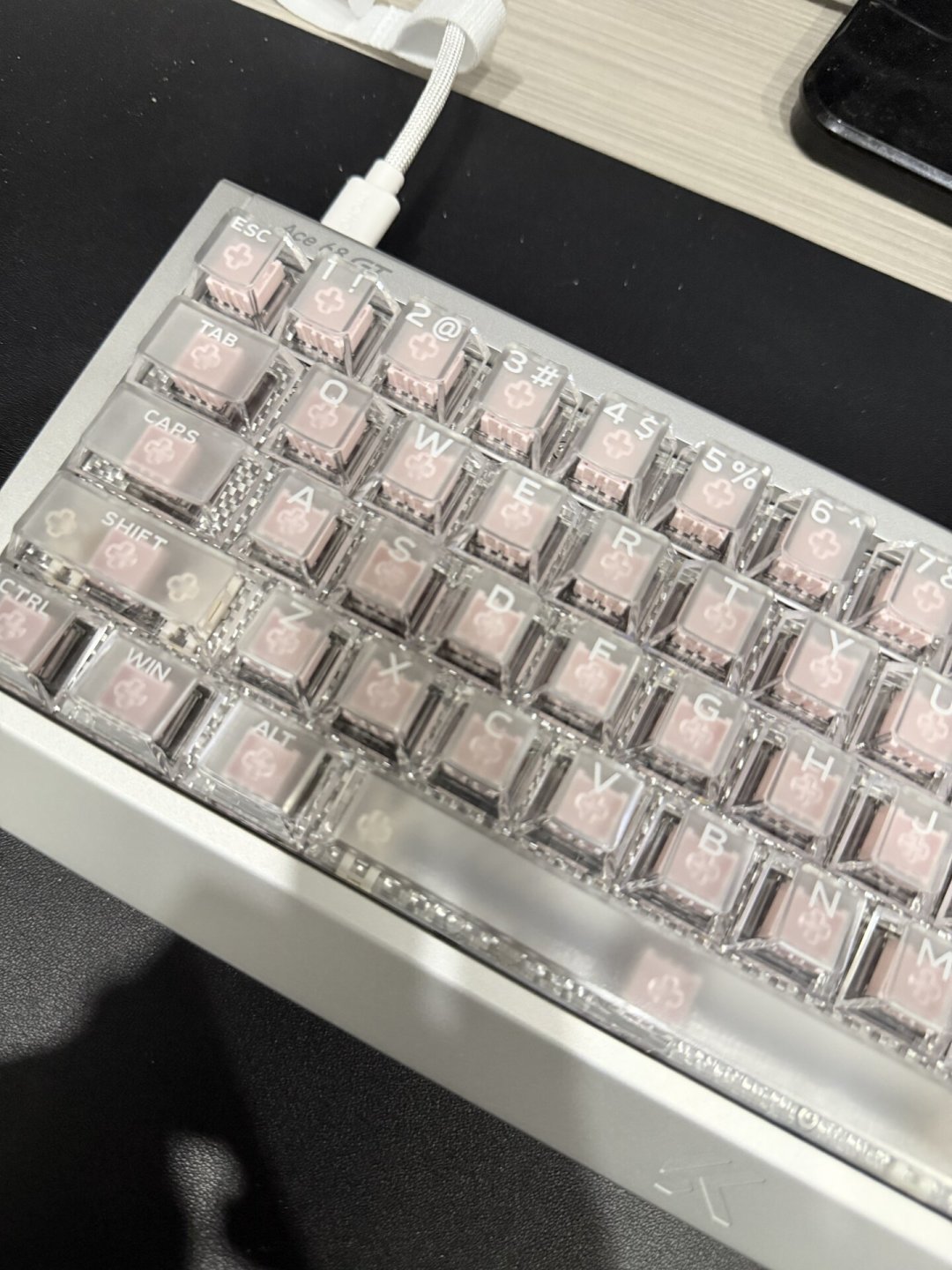 双11买磁轴键盘:204元和1099元,差的不在0.001mm