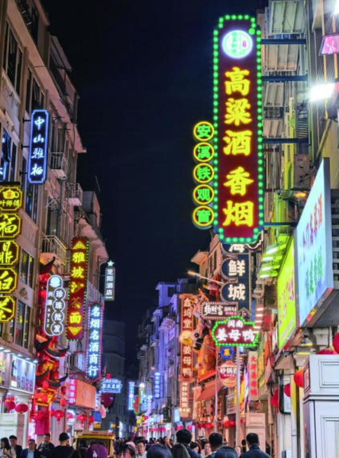 没钱谈恋爱烧不烧心？6.6万赞戳中的不是穷，是