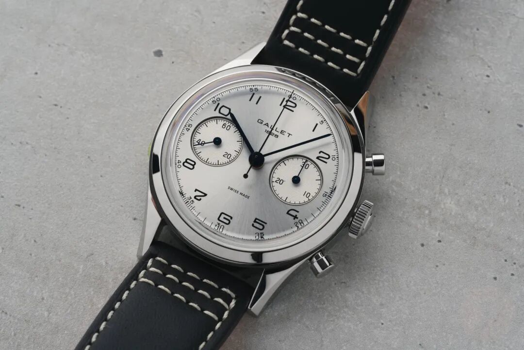 Gallet Classics Tribute to Silverlight, flat-lay