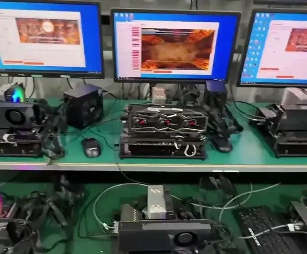 内部视频曝光！大批RTX 5090进入改装工厂，换装涡轮散热器变身AI卡