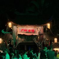 『10.31撞上周六』撞上「漫展萌新帖被存了4585次」：万圣周末的二次元出门党，动身前先把场地、装扮、门票这三本账对完