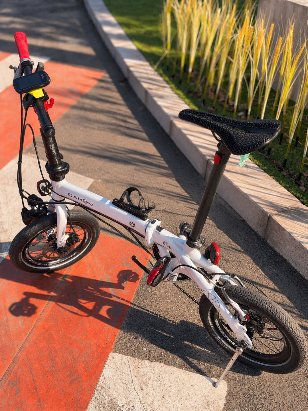 折叠车均速帖吵破千条评：7km/h和43km/h都是真的——口径账、路况账、车账，我翻了个遍