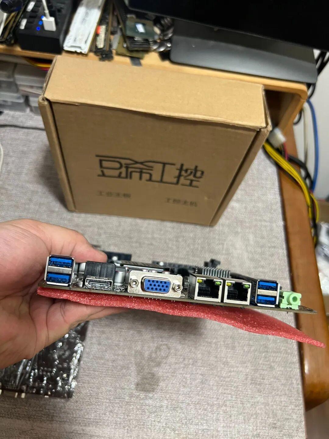 CPU、内存都在涨,先掀桌子的是ITX主板:599元B850