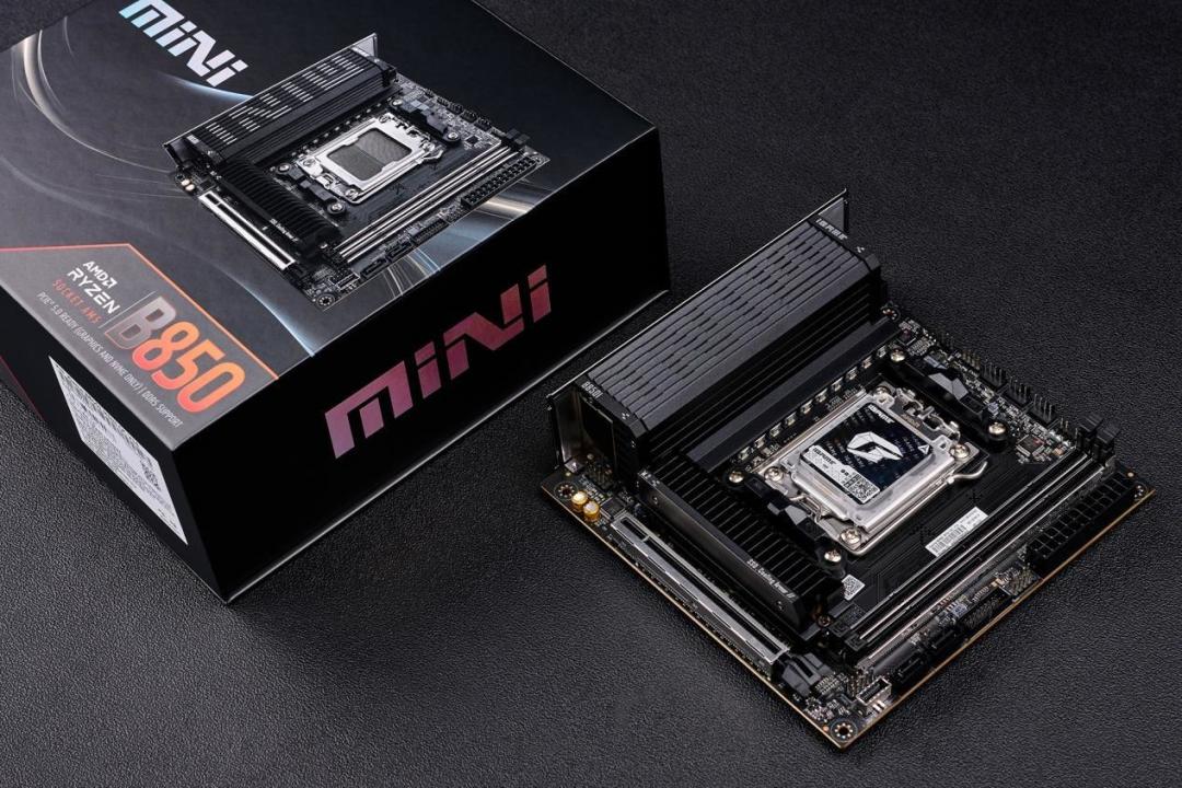 CPU、内存都在涨,先掀桌子的是ITX主板:599元B850