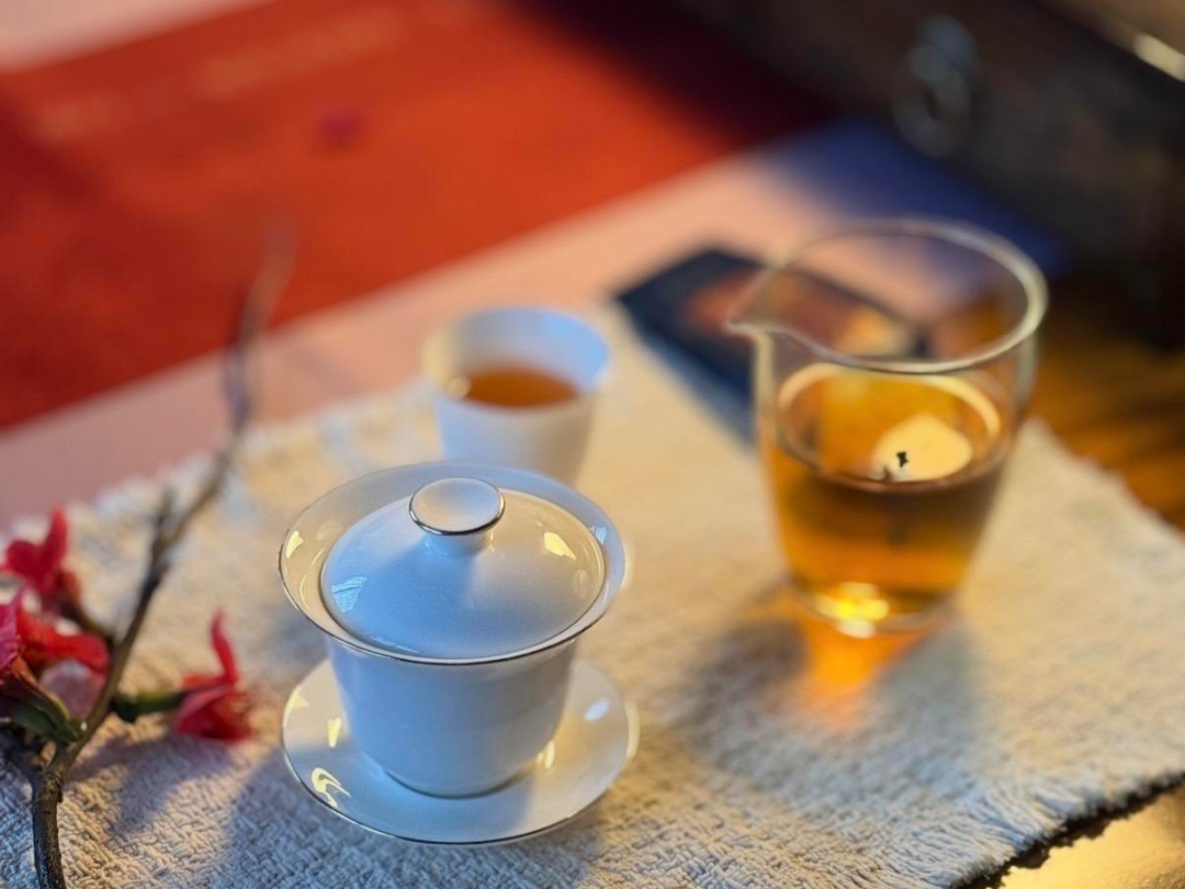 天冷了，红茶才该上位：买口粮茶这样不白花，在家煮好喝的3种方式