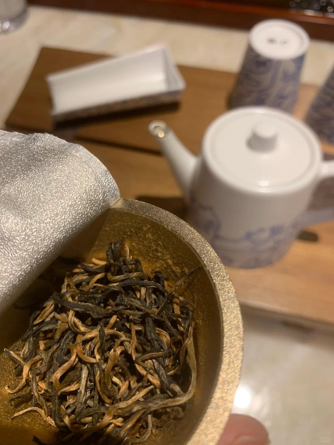 天冷了，红茶才该上位：买口粮茶这样不白花，在家煮好喝的3种方式
