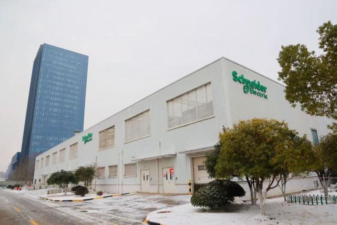 施耐德秋招刷屏:24000/月不用经验?评论区真相是另一出