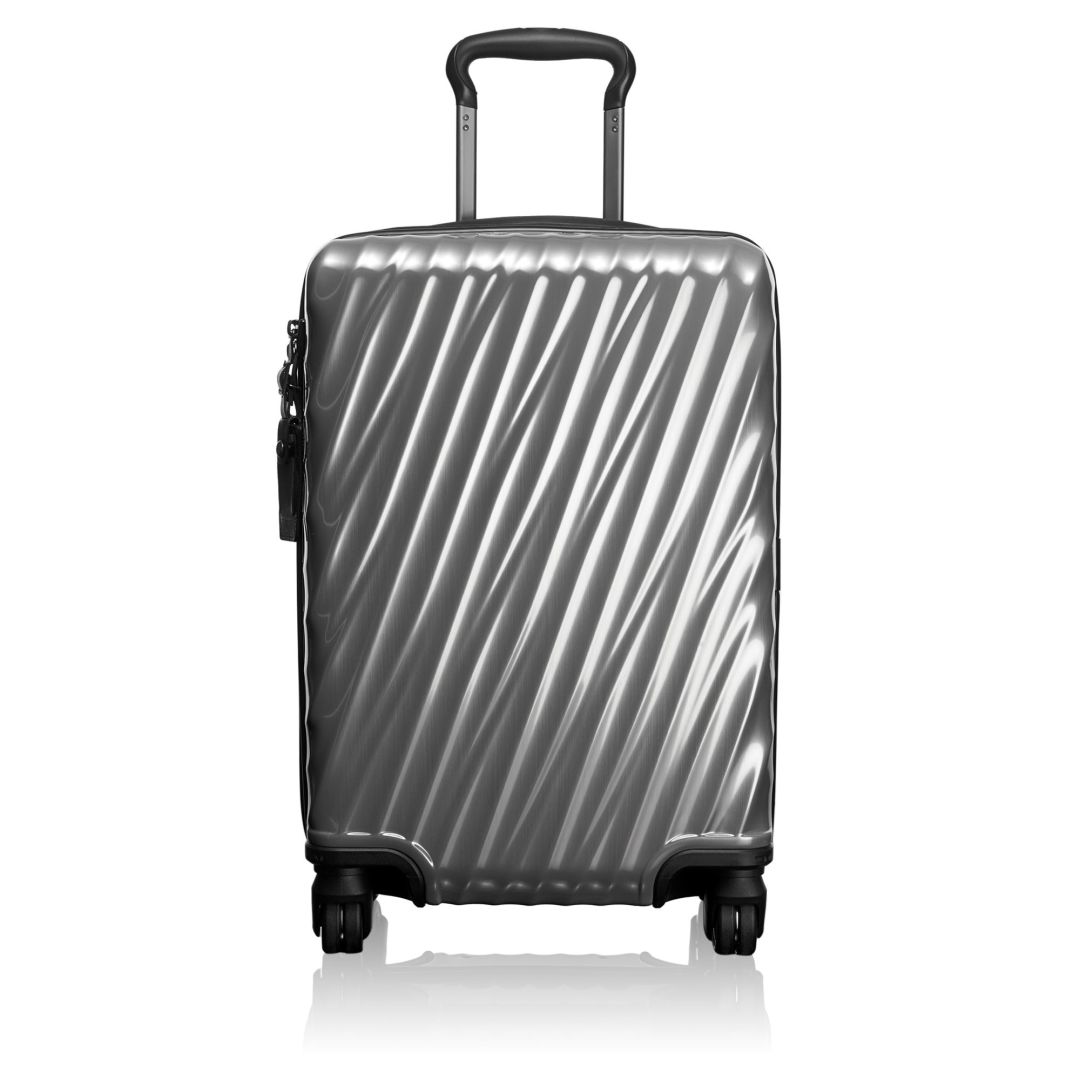 同样九千块:TUMI铝箱还是RIMOWA?双11尾款前,把