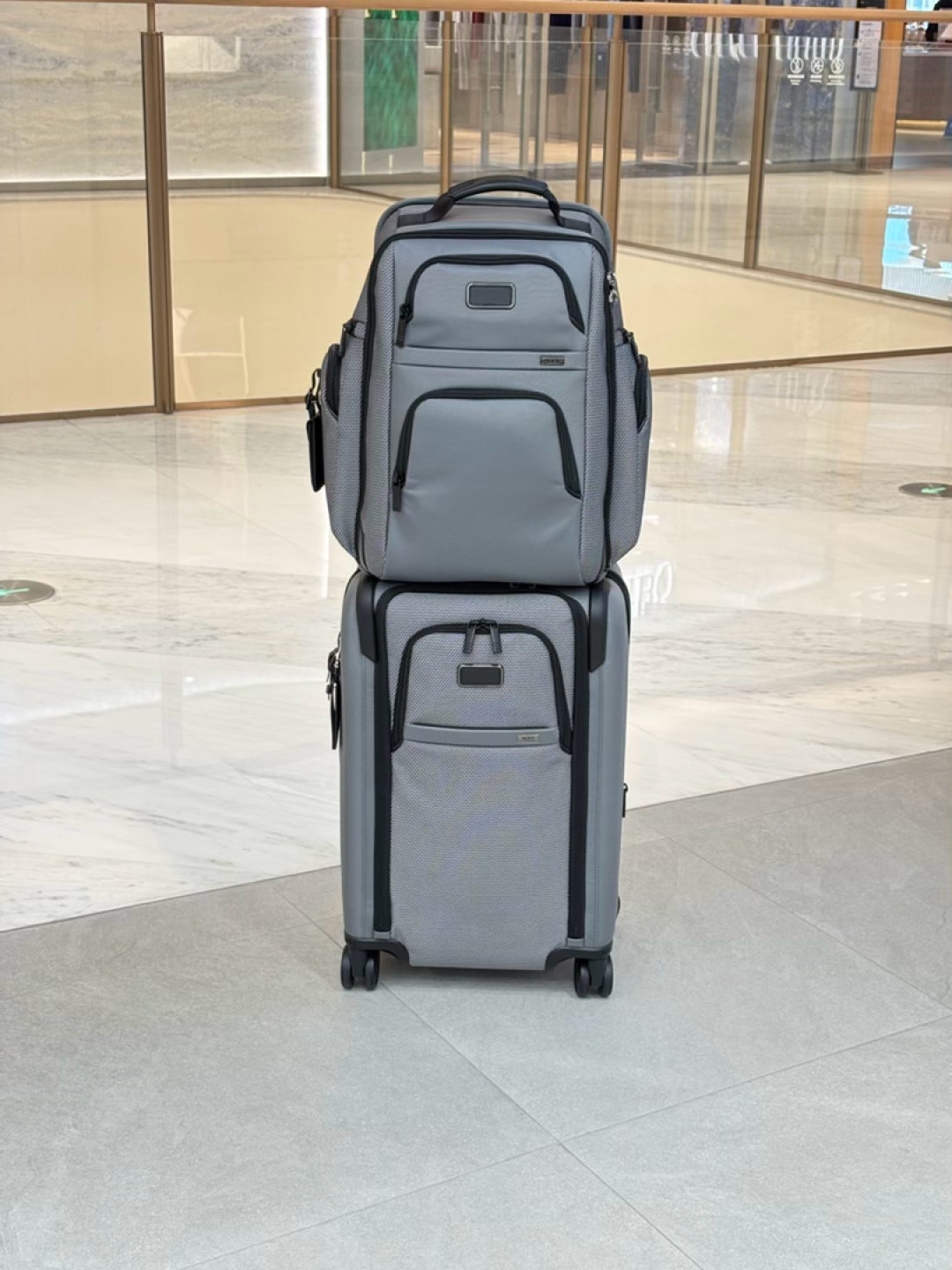 TUMI阿尔法4首战双11：宣传轻15%，评论区挑出了“软、小、丑”