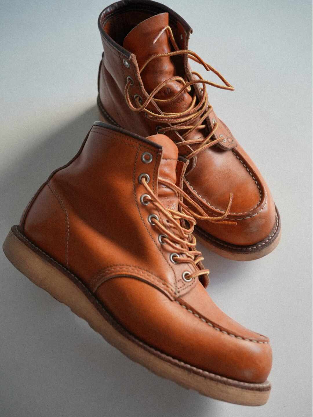 RED WING×BEAMS 50周年联名刚释出：复刻90s半圆狗头标，型号还没公布靴友就开始排队了