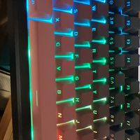 前行者X87：开灯关灯竟两张脸？