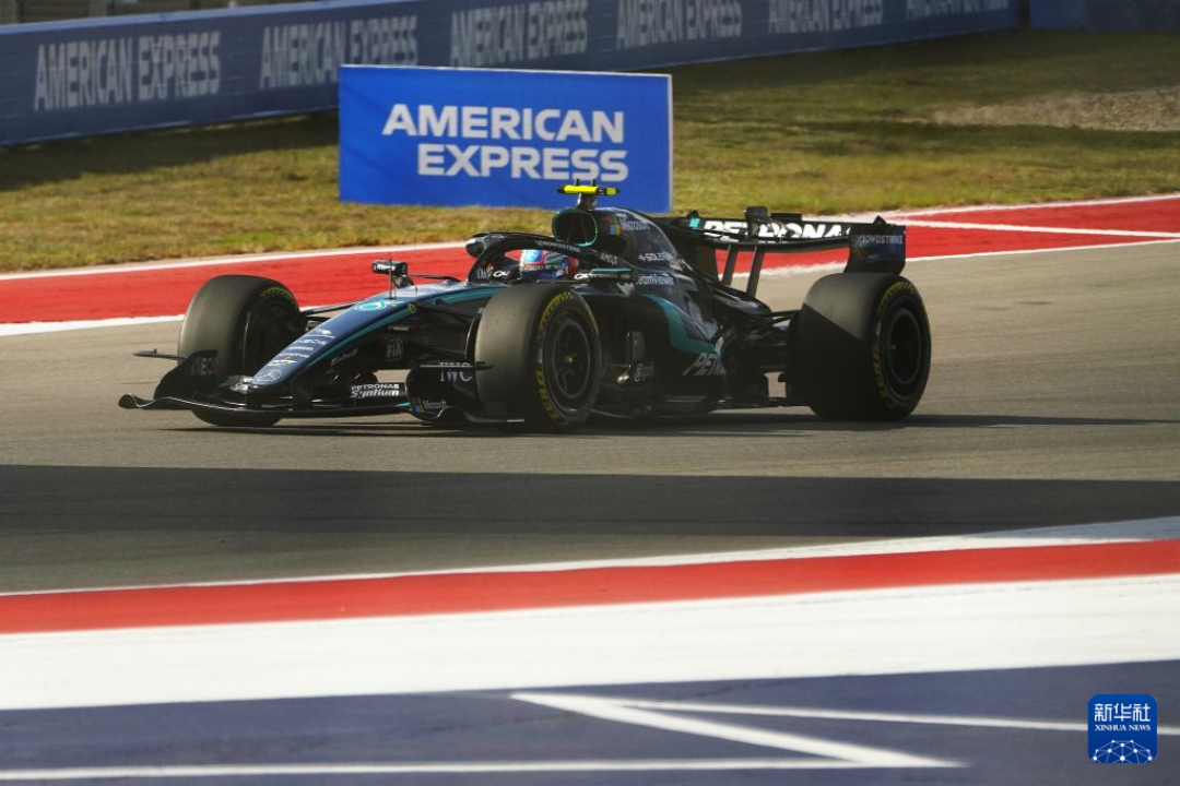 倍耐力的F1席位不再稳了:独供签到2028年底,普利司通连蹲两站,米其林韩泰也在掂量