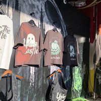 王嘉尔麦当劳，内地为什么没有？黑魂汉堡套餐约65元，值得过境吃吗