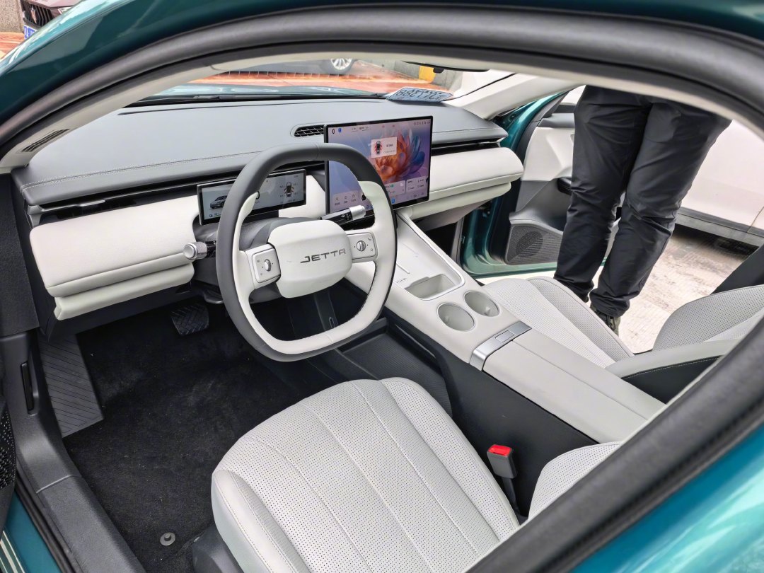捷达M6刚卖5天，第三代秦PLUS就带着7.69万来了：8万预算买车，先把这5个数字对清楚