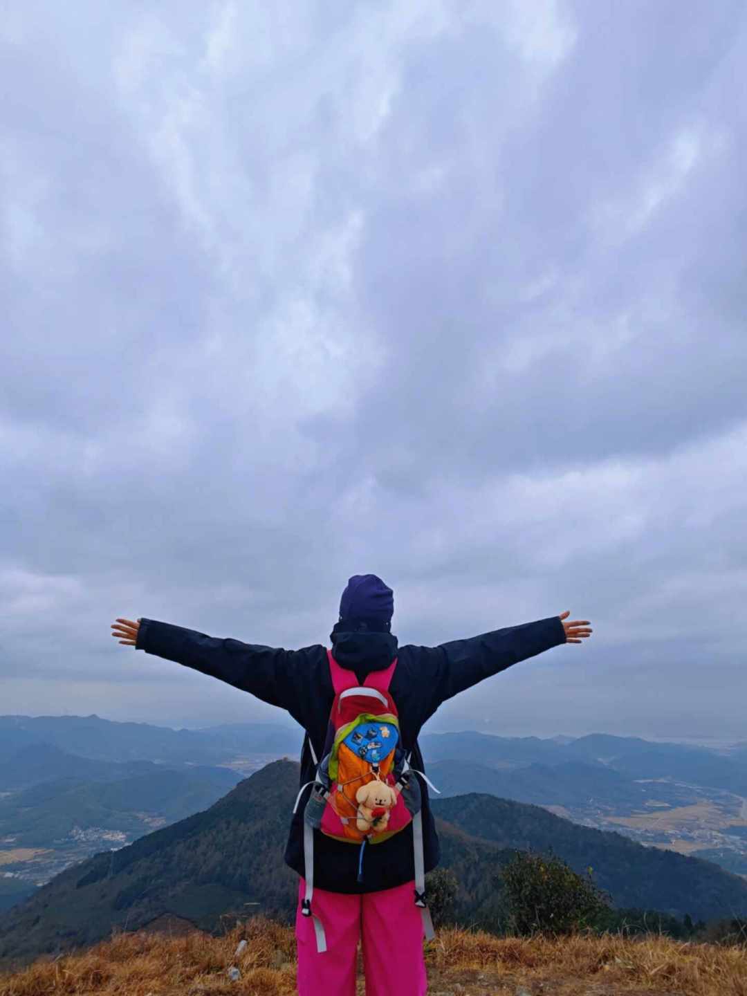 阵风8~9级、降温4~6℃:这个周末,户外的冷是风不是温度