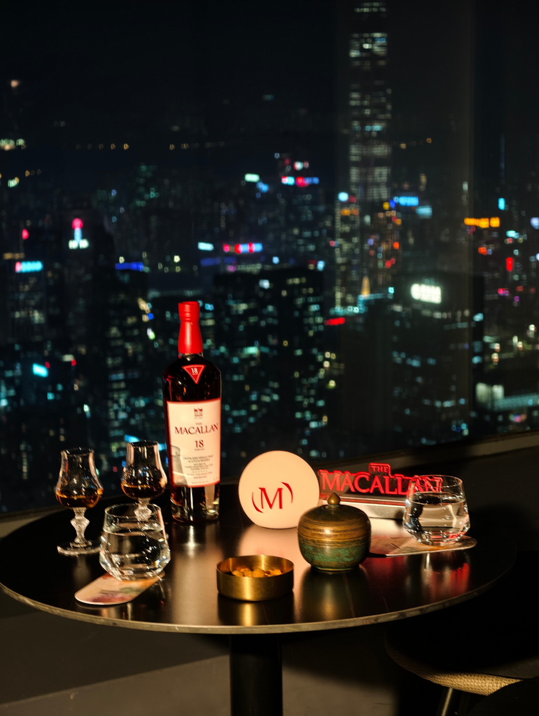 世界最佳酒吧在香港,第12名在广州——顶级吧坐进吧台前的真规则
