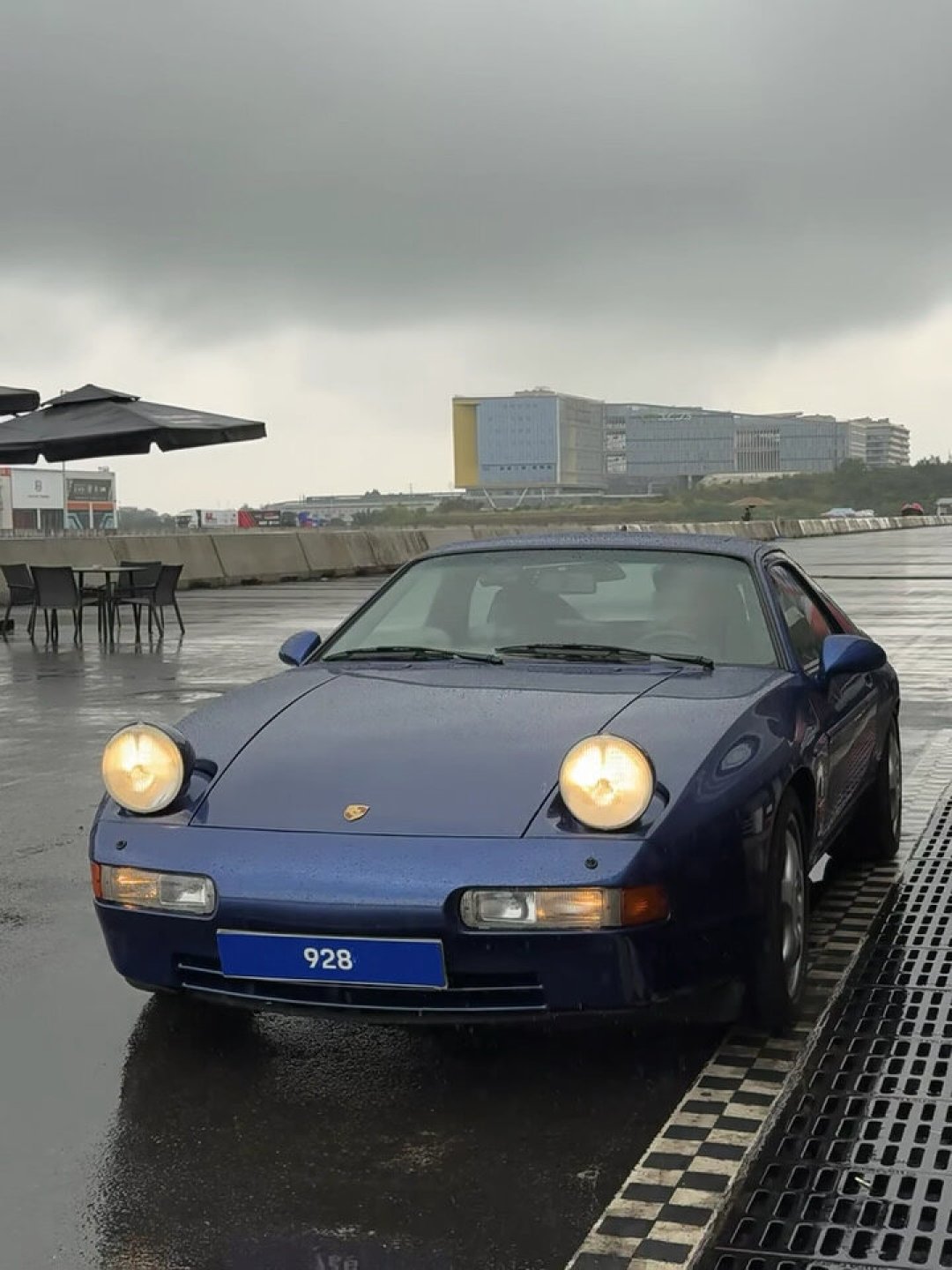 保时捷新旗舰超跑借了8台老车的零件：918拍出4219万、GT1值4000万、928还能在官方渠道买到