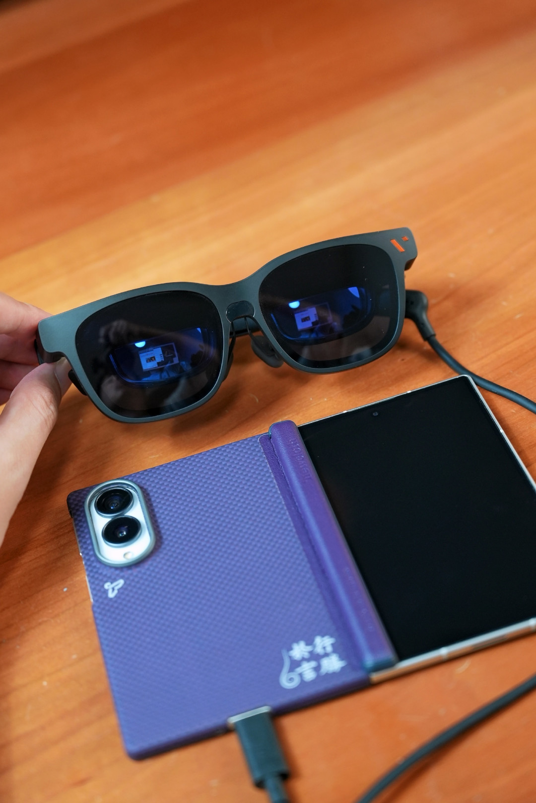 三联屏挂脸上:VITURE Pro 2 办公实测,爽点和现实都在这