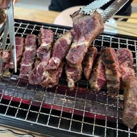 韩国"吃不起肉"，为啥炸鸡烤肉满大街？贵和便宜根本不是同一种肉