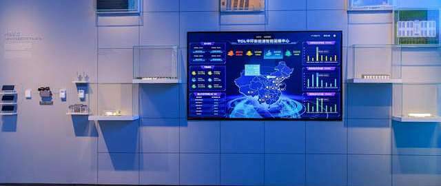 会议室大屏买电视还是商用屏？换了TCL D98A才知道会反光有多要命