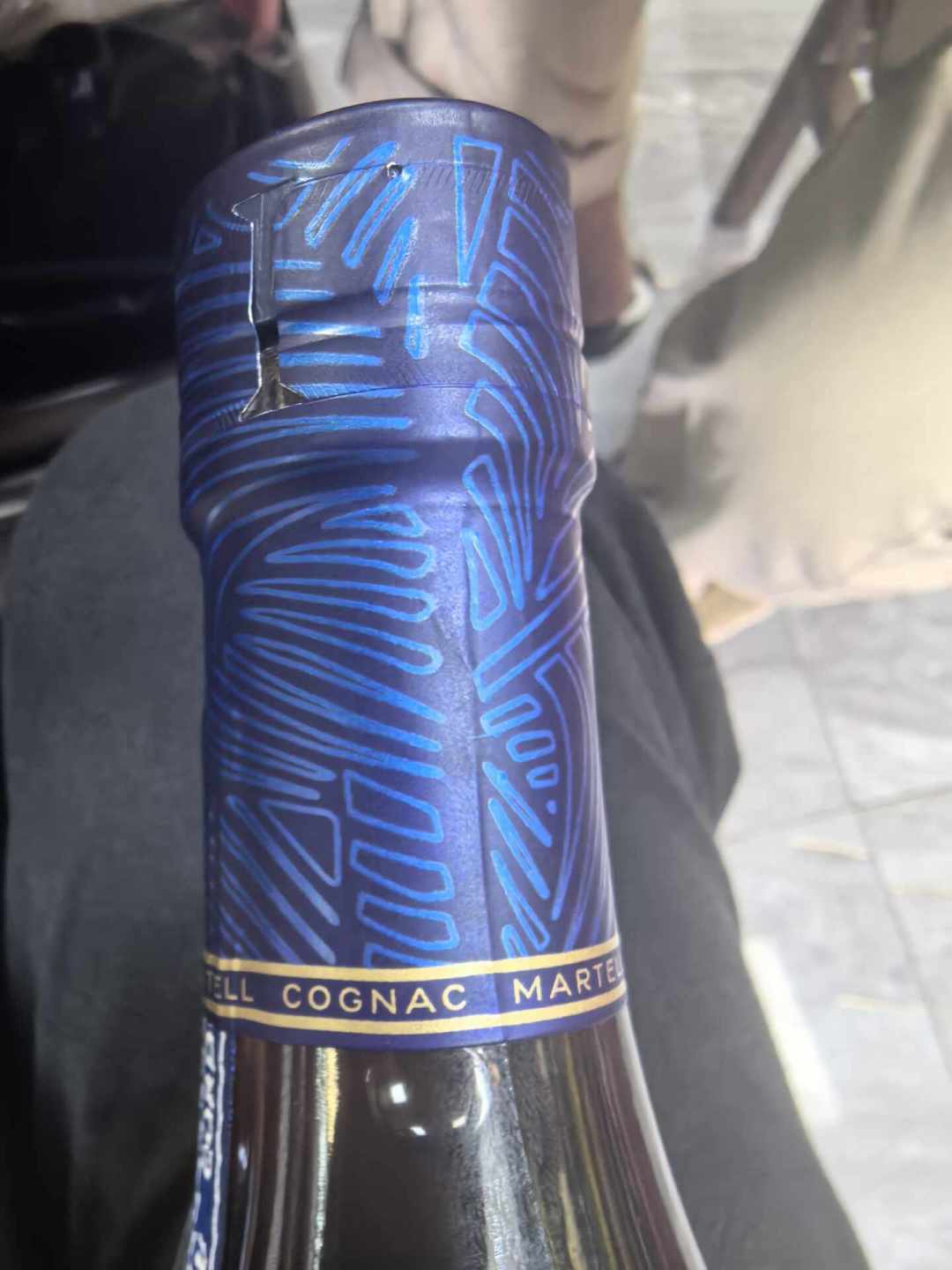 马爹利的酒花救不了你了:拔头假酒用的是真瓶真盖,双11前必须换一套防假思路