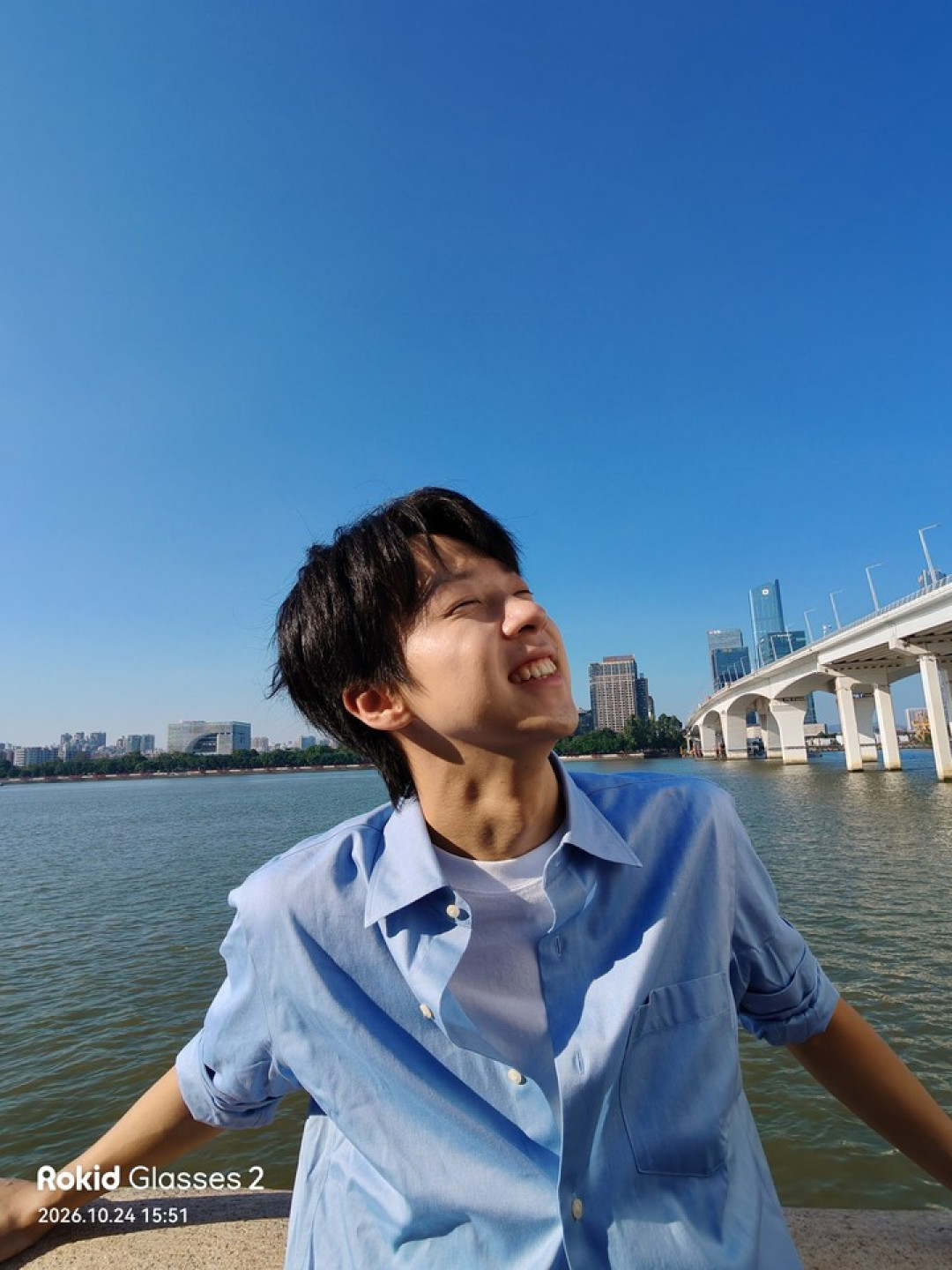 Rokid Glasses 2 首发体验:让不戴眼镜的我,习惯戴它出门