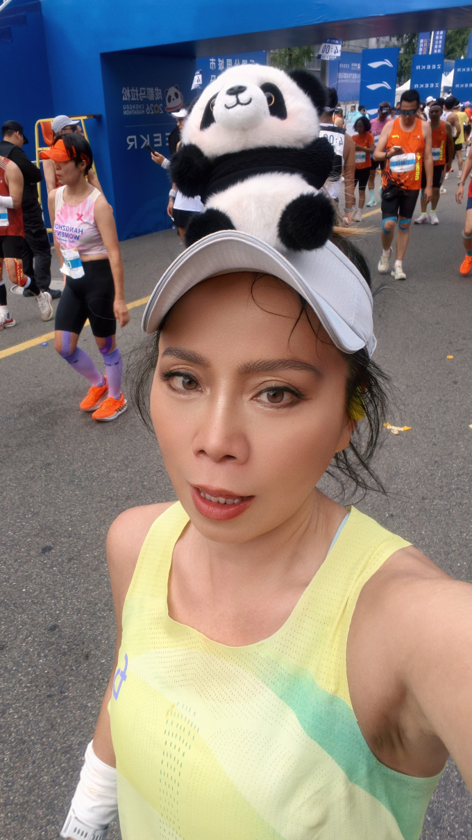 飞比特跑鞋