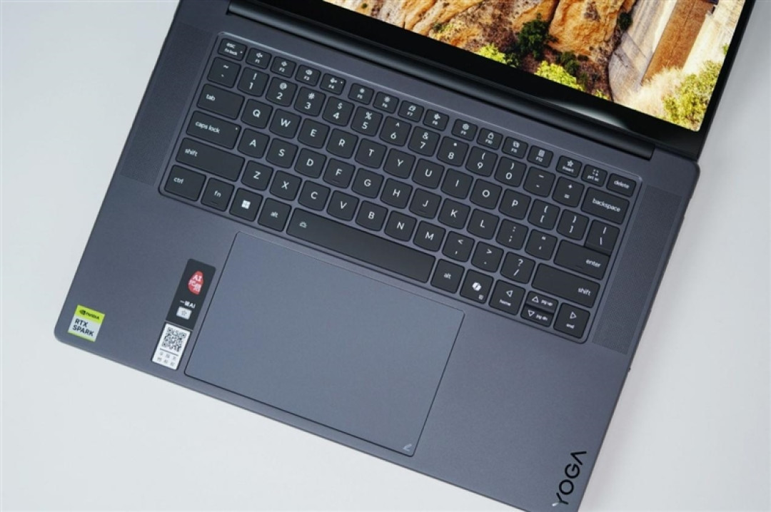 RTX Spark的一小步，NVIDIA PC 的一大步！联想YOGA Pro 15 RTX Spark评测