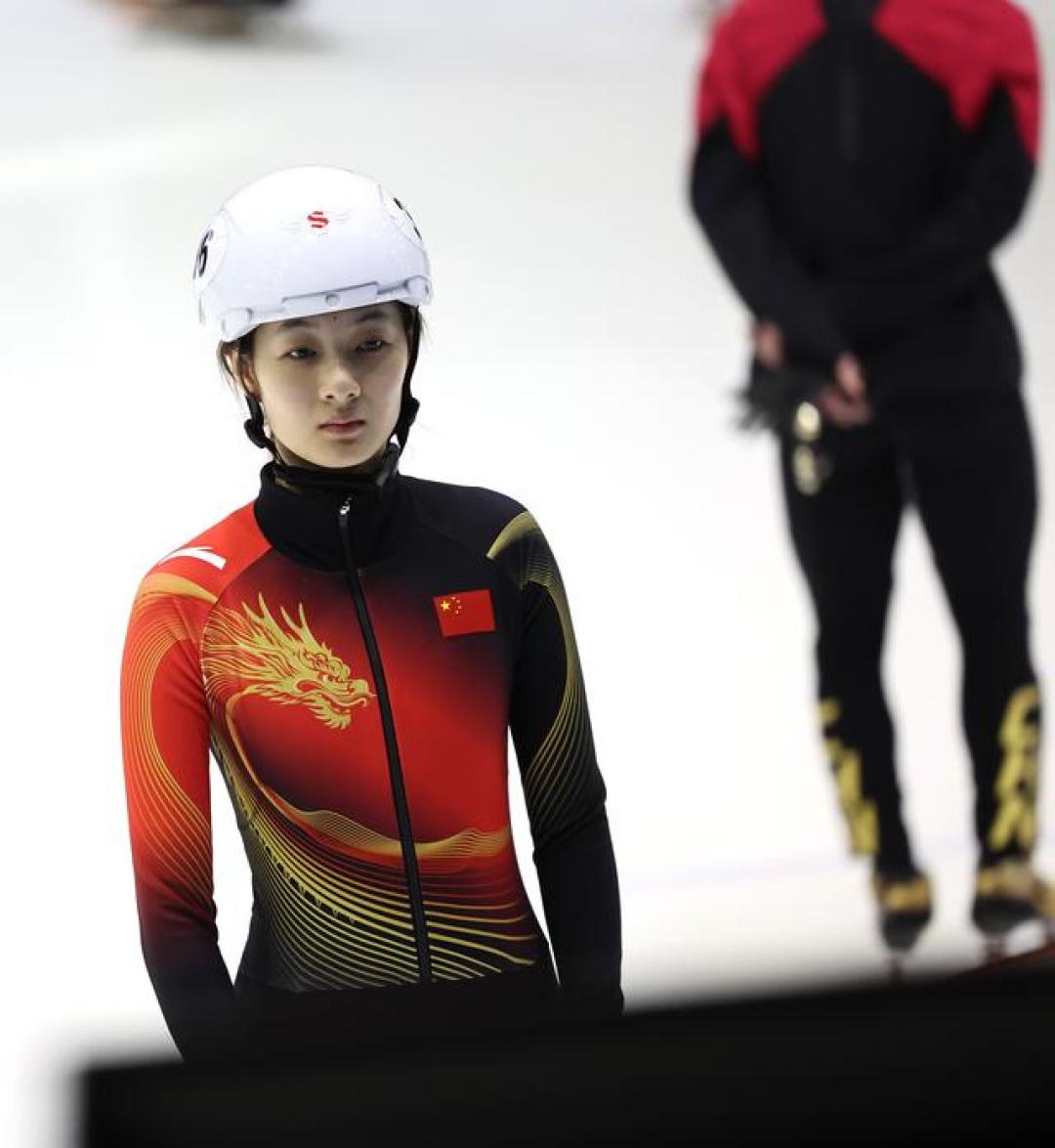 米兰冬奥中国队的比赛服，为了赢0.01秒把衣服送进了风洞