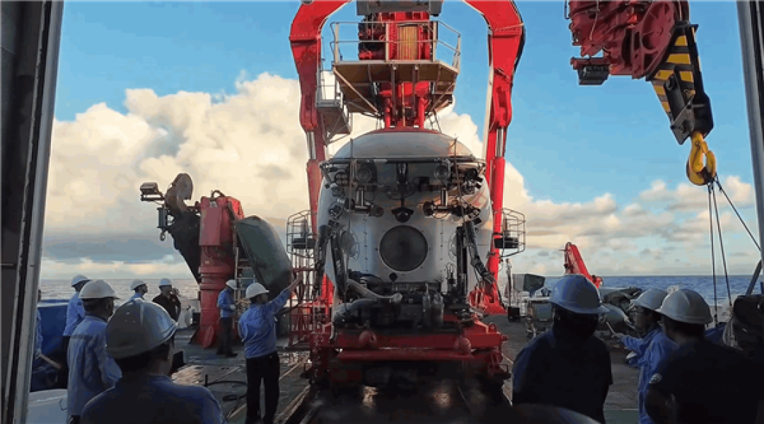指甲盖大小的地方上压700公斤！二代蛟龙7000多米海试成功：关键部件全国产
