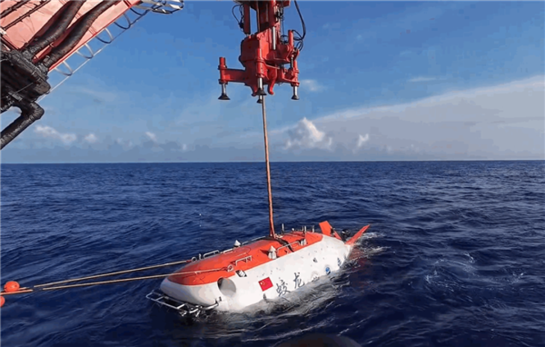 指甲盖大小的地方上压700公斤！二代蛟龙7000多米海试成功：关键部件全国产