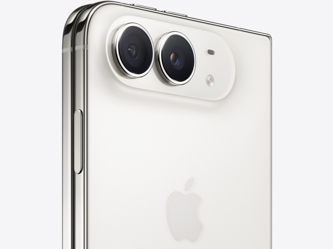 iPhone Duo 开售四天就「爆线门」：苹果认了内屏问题，已到手先自查这三处，还在排队的可以重新想