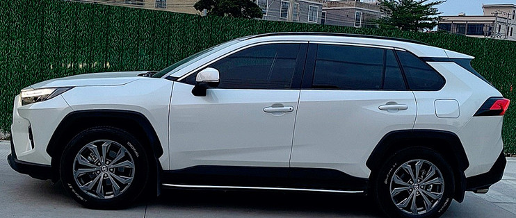 沉浸式试驾｜十几万家用丰田RAV4，是家用神车还是工业垃圾？