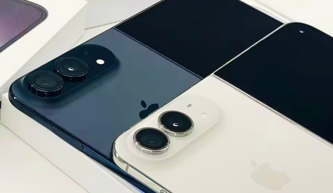 苹果低头了:iPhone Duo 内屏问题可以免费换机,但门店还没接到通知