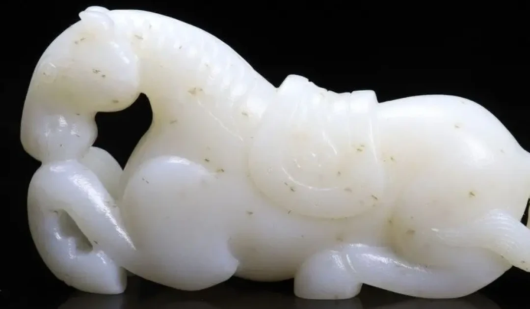 证书都印着“和田玉”，价差却能到十倍：买玉前先看清这三档价格锚点