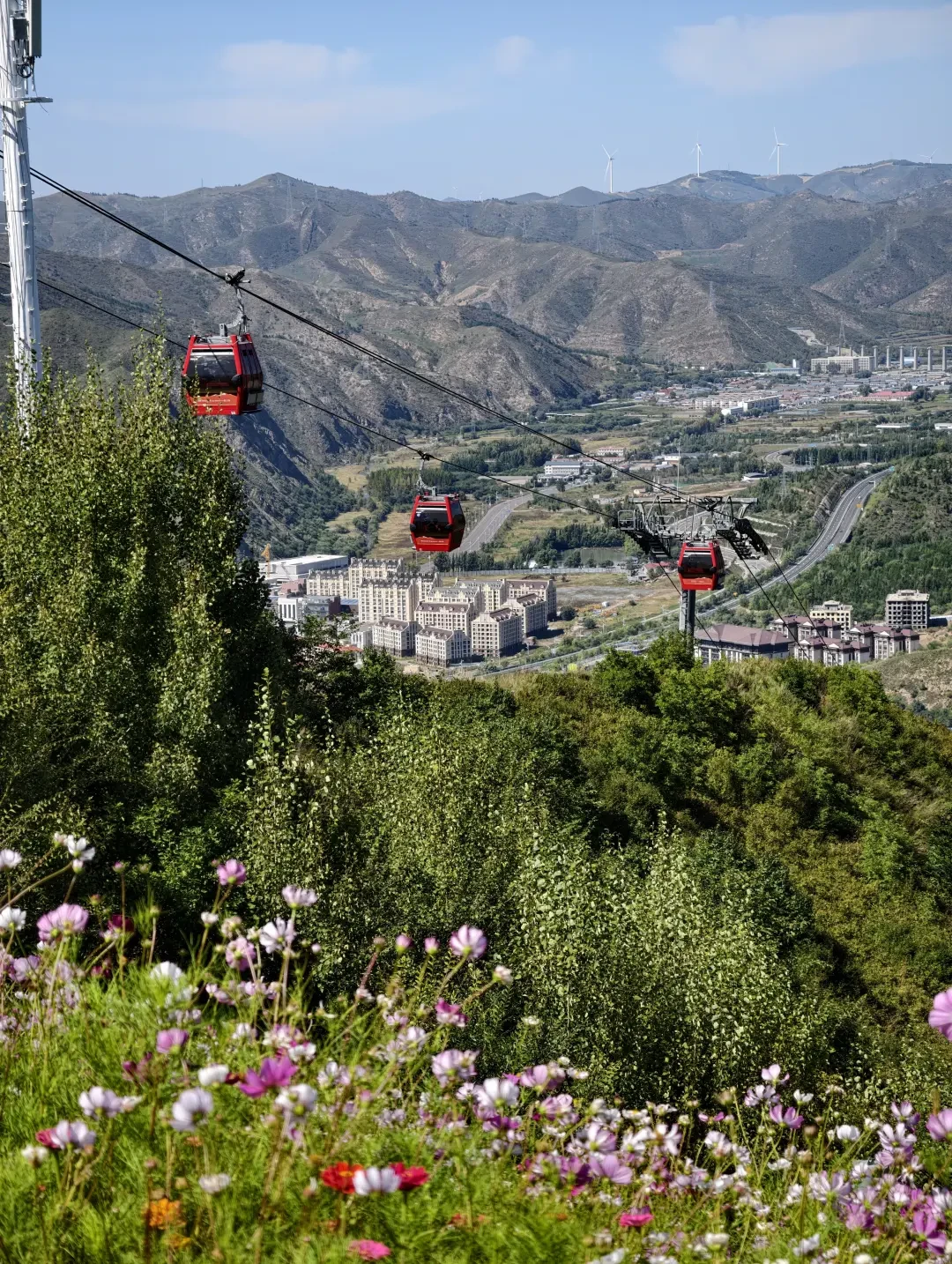 崇礼富龙焕活酒店实测:滑进滑出带娃,不吹不黑