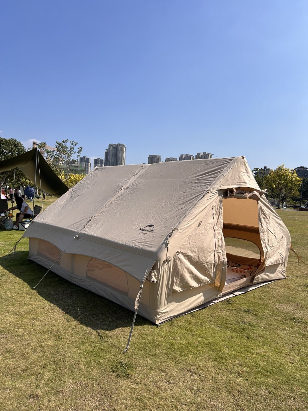 「亘12从四千多跌到八百多」撞上「屋脊三代蹲不到折扣」：双11蹲露营装备的捡漏对账党，付尾款前先把价梯、季节、退路这三本账对完
