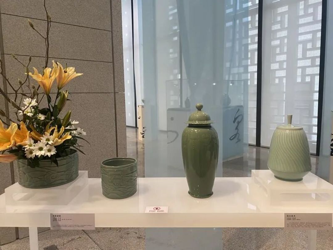 直播间888元捡漏"祖传老瓷"、双十一"孤品低至2-3折"，买瓷器前先把成本账算清