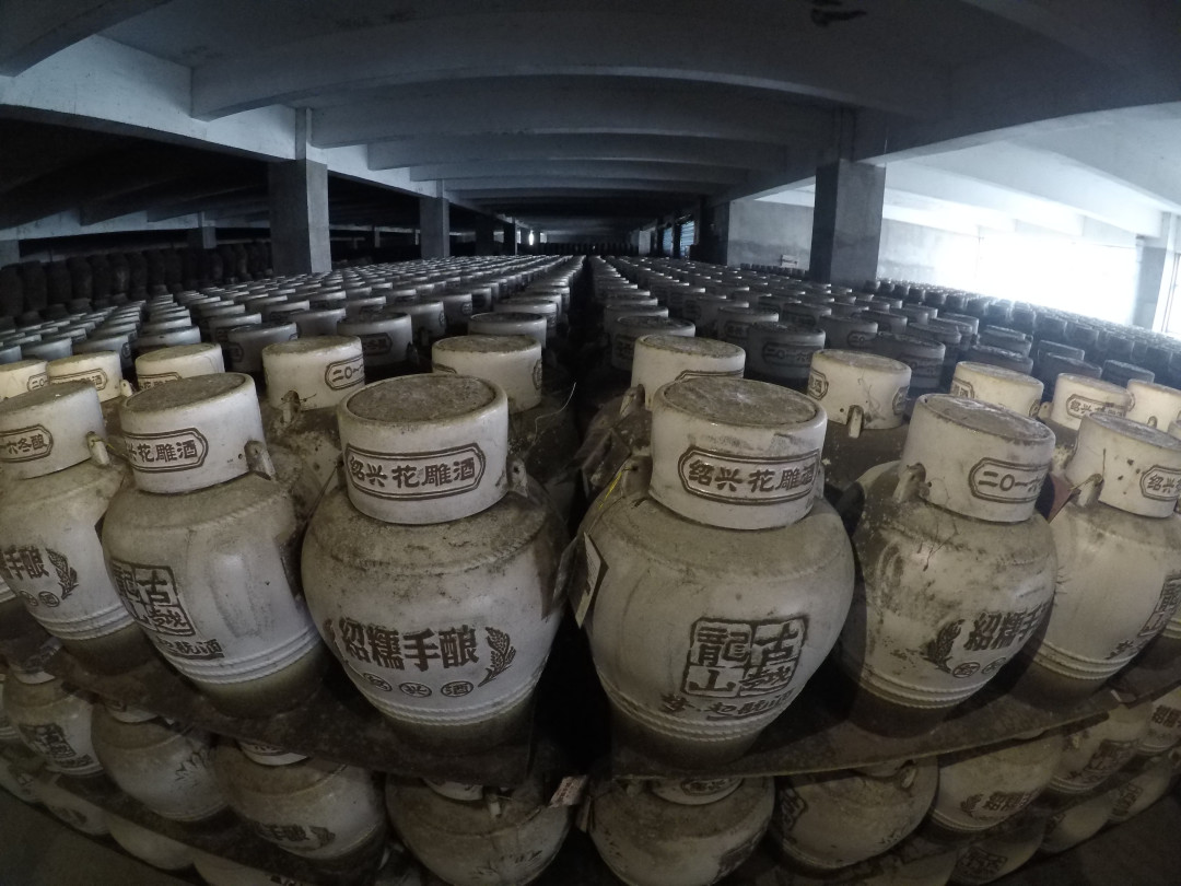白酒大商集体
