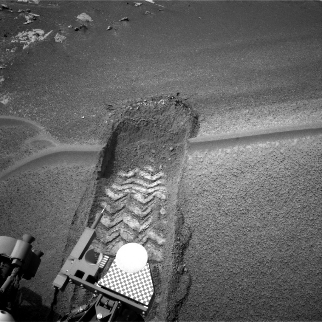 火星满5000个火星日,合同才1个火星年:好奇号最重要的发现不是晨光