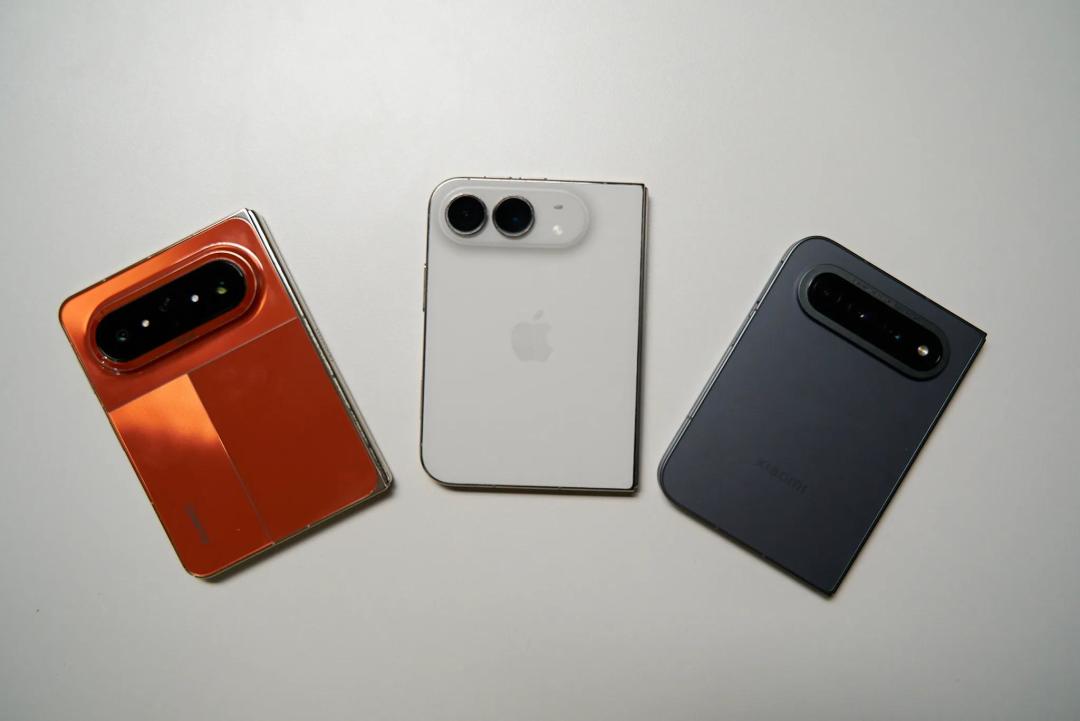 iPhone Duo溢价3天崩了:黄牛亏本甩卖,现在该你上车吗?