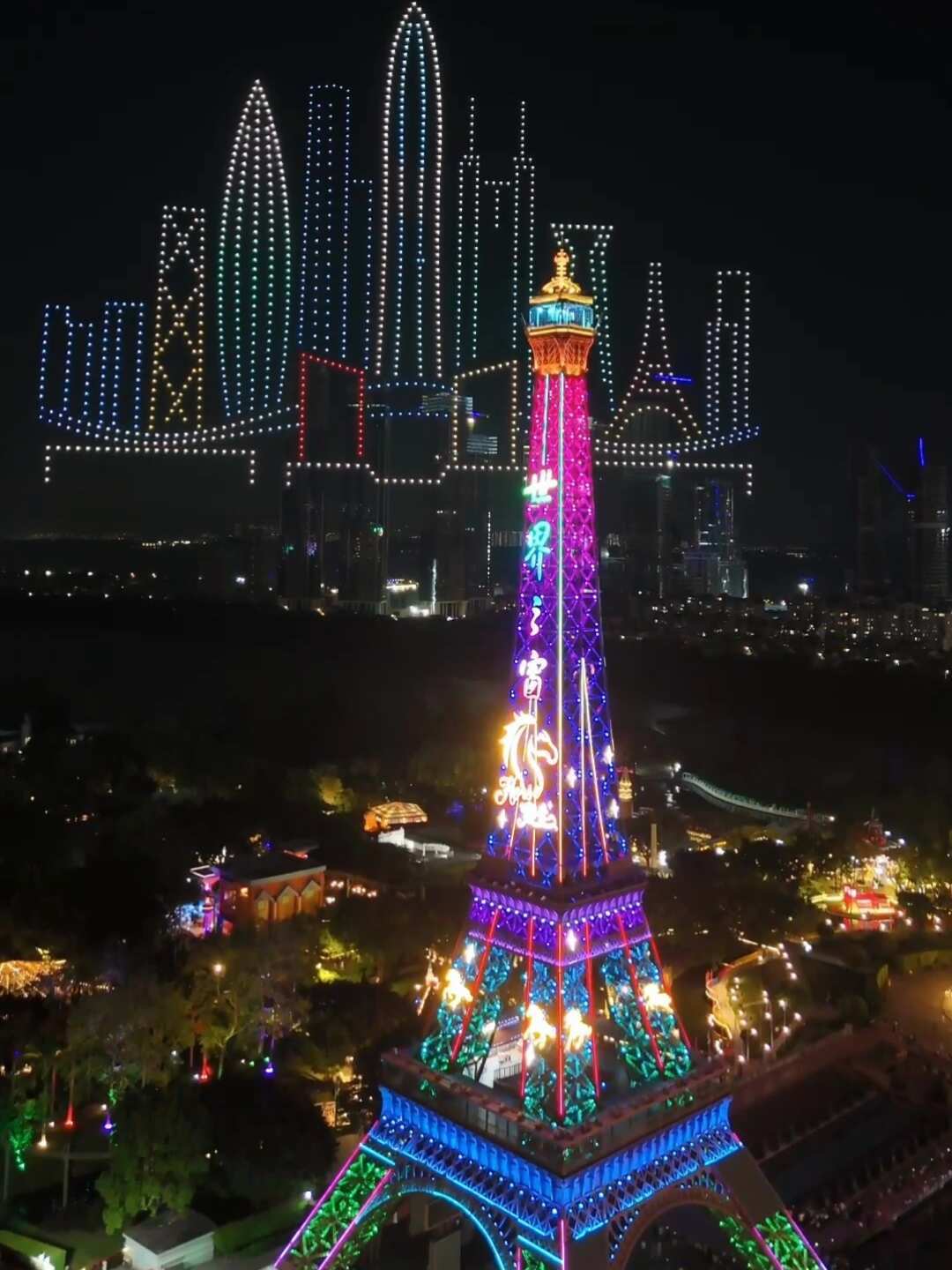 深圳飞手的11月:DJI Fly全红、UOM全蓝,到底听谁的?