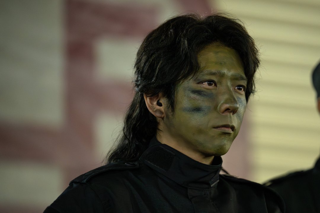 『高市点名要看』撞上『我的李狗嗨塌了』:VIVANT第二季把日剧粉砸懵了这一周,追不追、弃不弃,先把剧情、定性、库存三本账对完