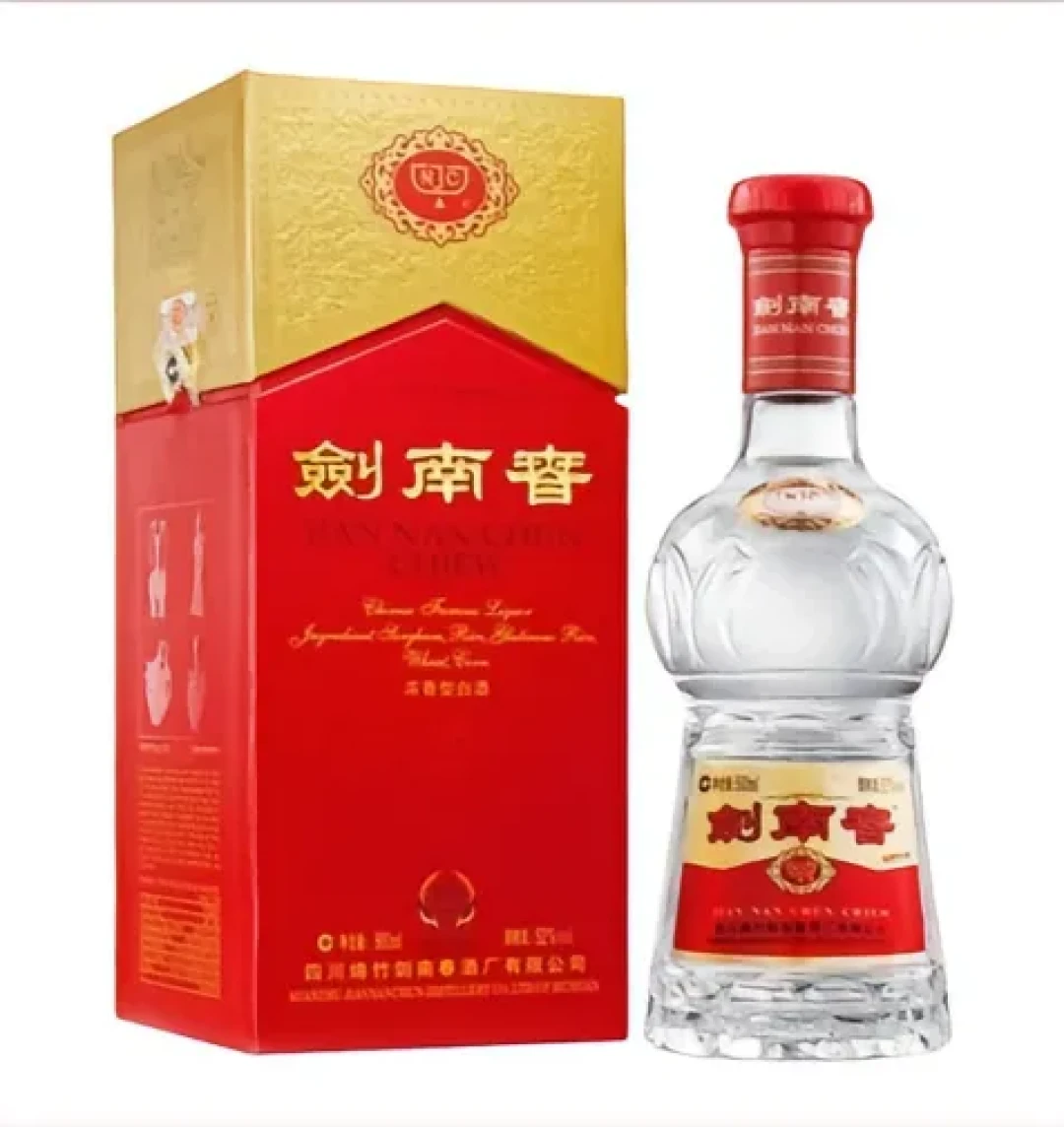 你囤的那张白酒价目表,今年双11被改写了:酱香跌30%、名酒跌20%,最没动静的反而是它