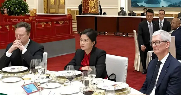 身家1270亿！蓝思科技周群飞成中国女首富：曾是日薪7元流水线女工