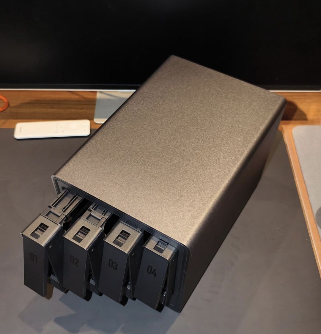 12TB 重建要 17 个小时:NAS 最危险的一天,是换盘那天