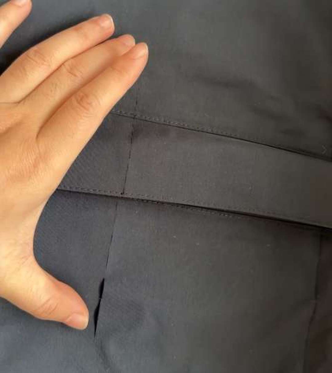 客服说两个版本,吊牌一查同一货号:对完11篇帖617条评论,双11这件冲锋衣是